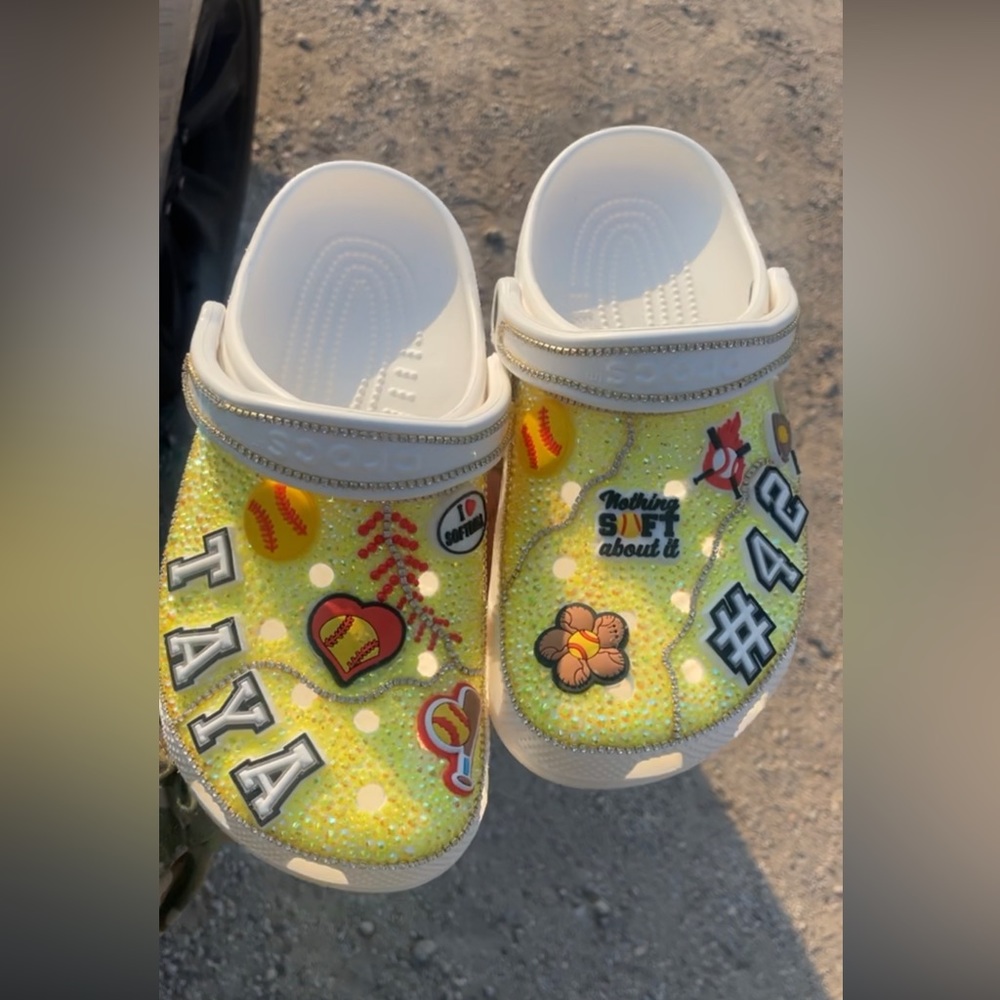 Custom crocs - Picture 8 of 11